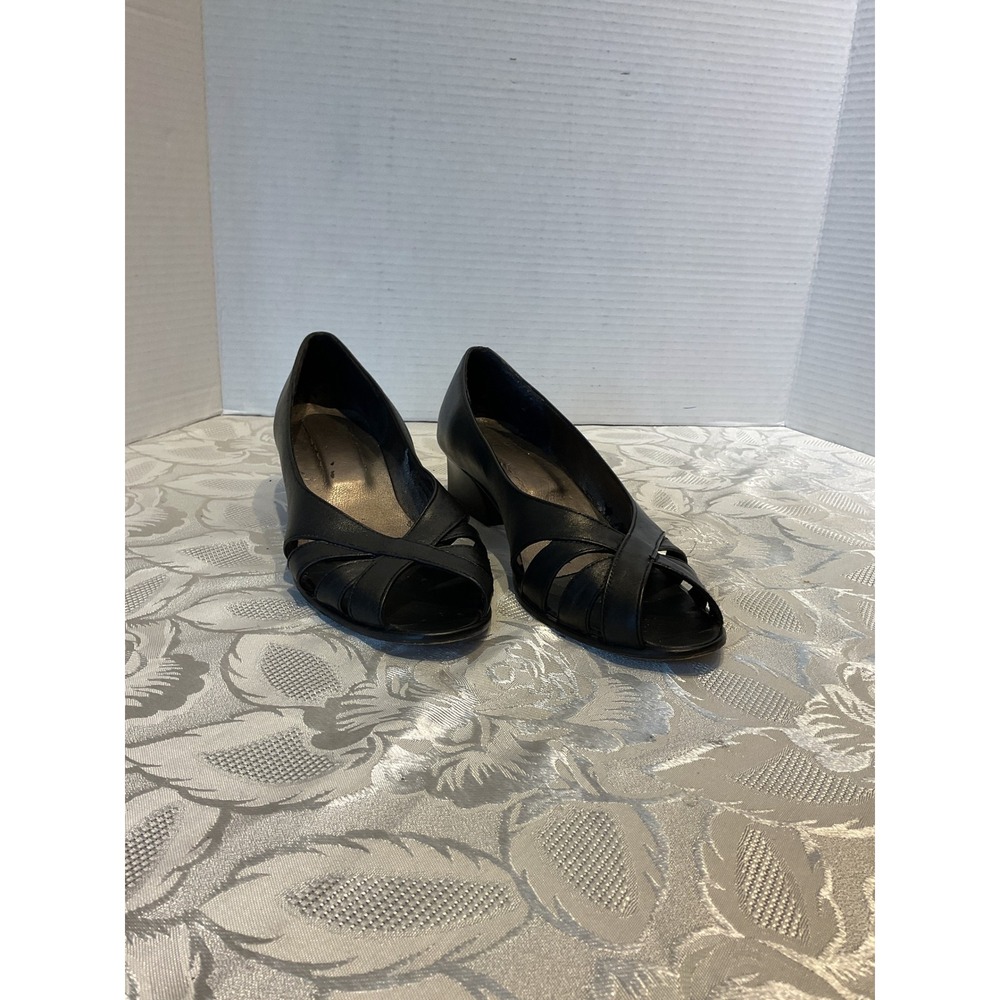 English Body Peep Toe Pumps Womens 8 Black Good Strappy Block Heel Heels